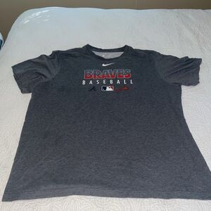 Nike‎ Dri-Fit Atlanta Braves Gray Men’s Short-Sleeve T-shirt Size XXL